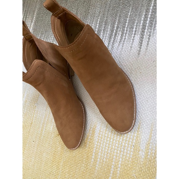 Dolce Vita Shoes - Dolce Vita Brown Booties